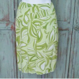 Essential G Skirt Car Wash Hemline Green Floral